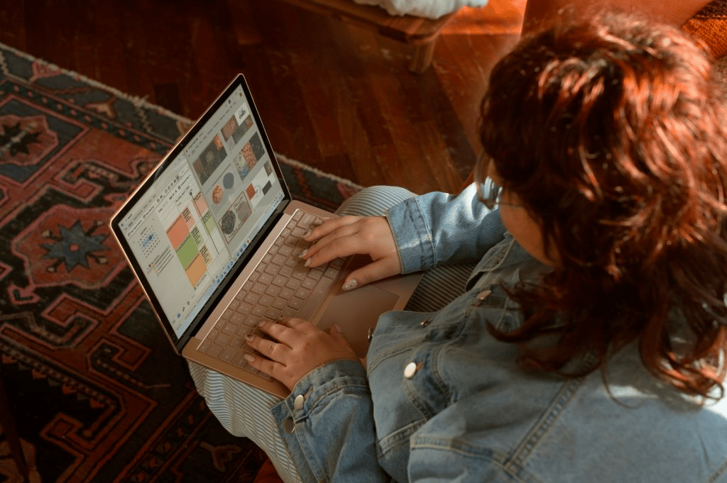 a no code developer working on a laptop